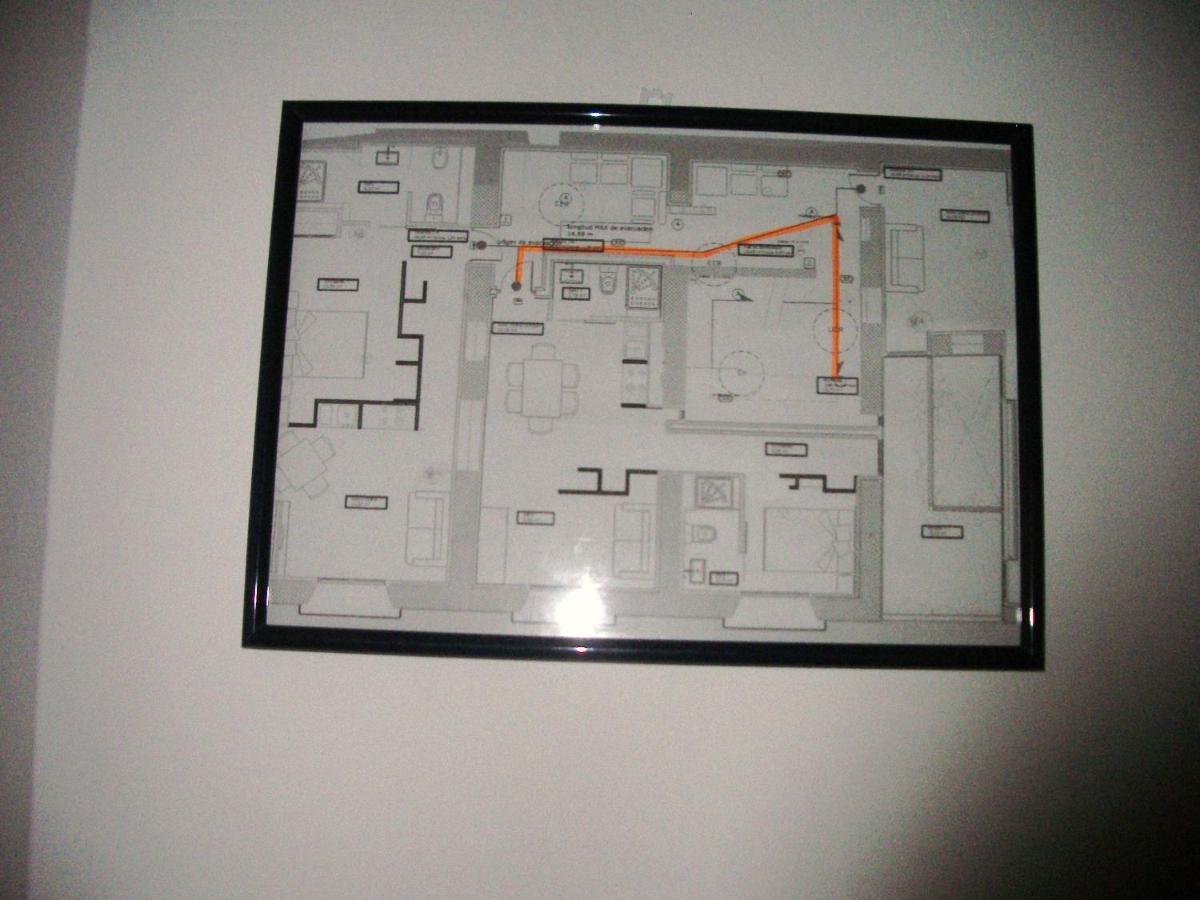 Apartamentos La Fonda Aninon エクステリア 写真