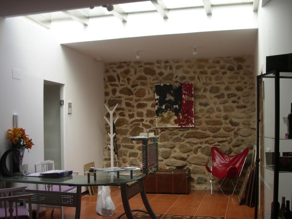 Apartamentos La Fonda Aninon エクステリア 写真