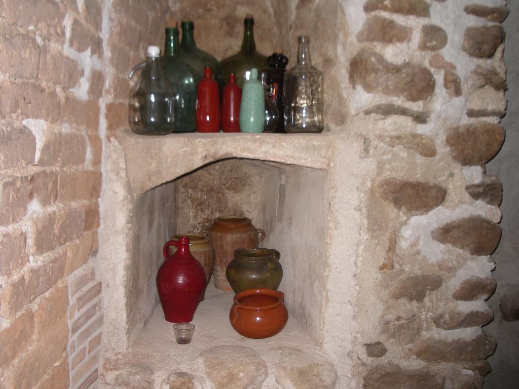 Apartamentos La Fonda Aninon エクステリア 写真