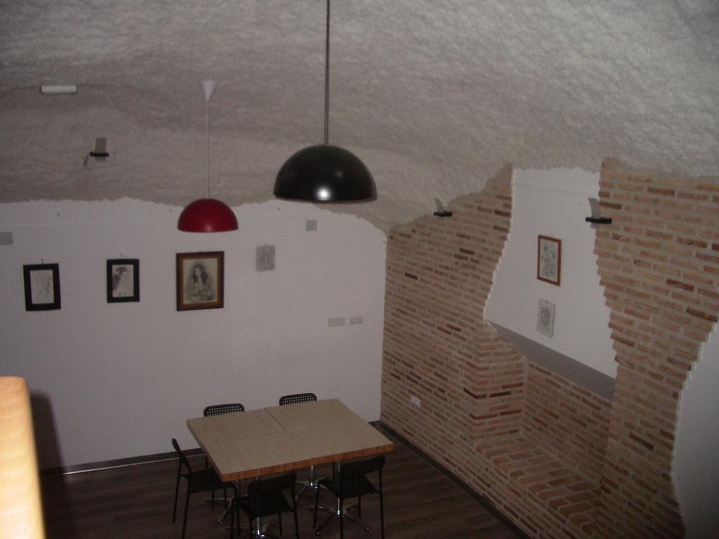 Apartamentos La Fonda Aninon エクステリア 写真