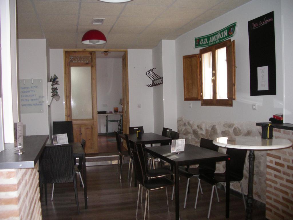 Apartamentos La Fonda Aninon エクステリア 写真