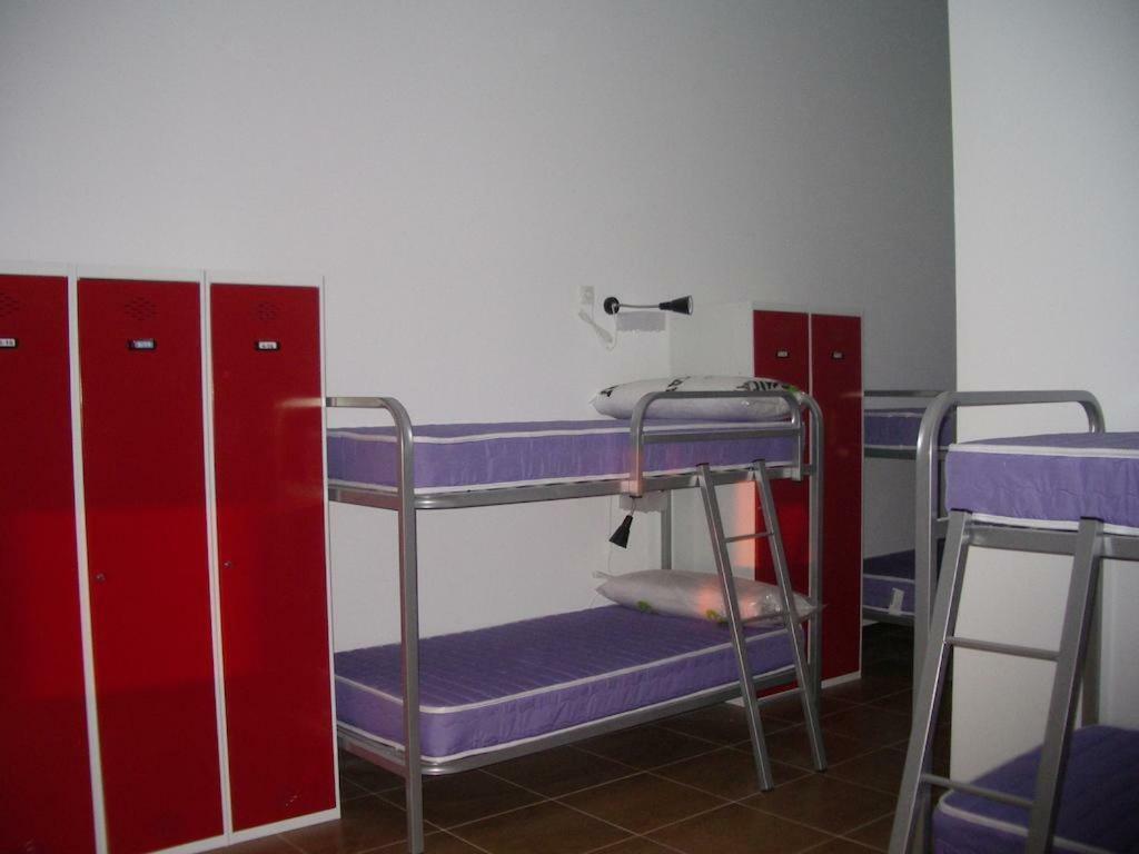 Apartamentos La Fonda Aninon エクステリア 写真