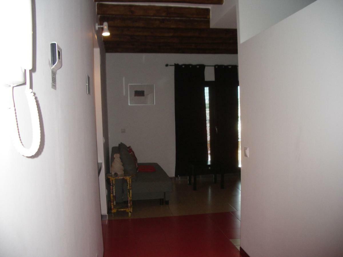 Apartamentos La Fonda Aninon エクステリア 写真