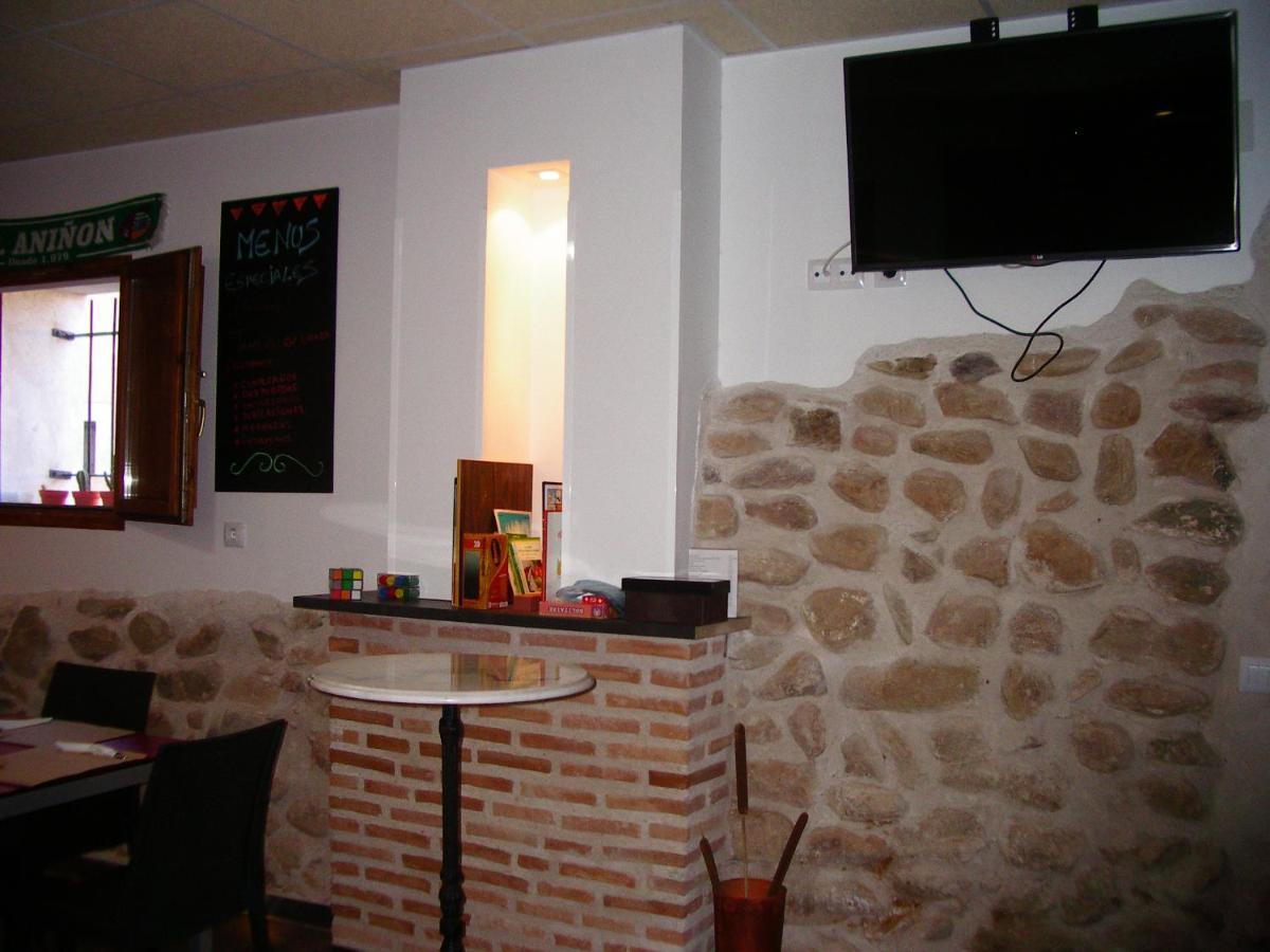 Apartamentos La Fonda Aninon エクステリア 写真